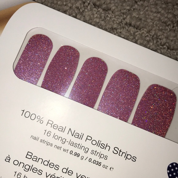 Czech Me Out 💅 - Picture 8 of 17